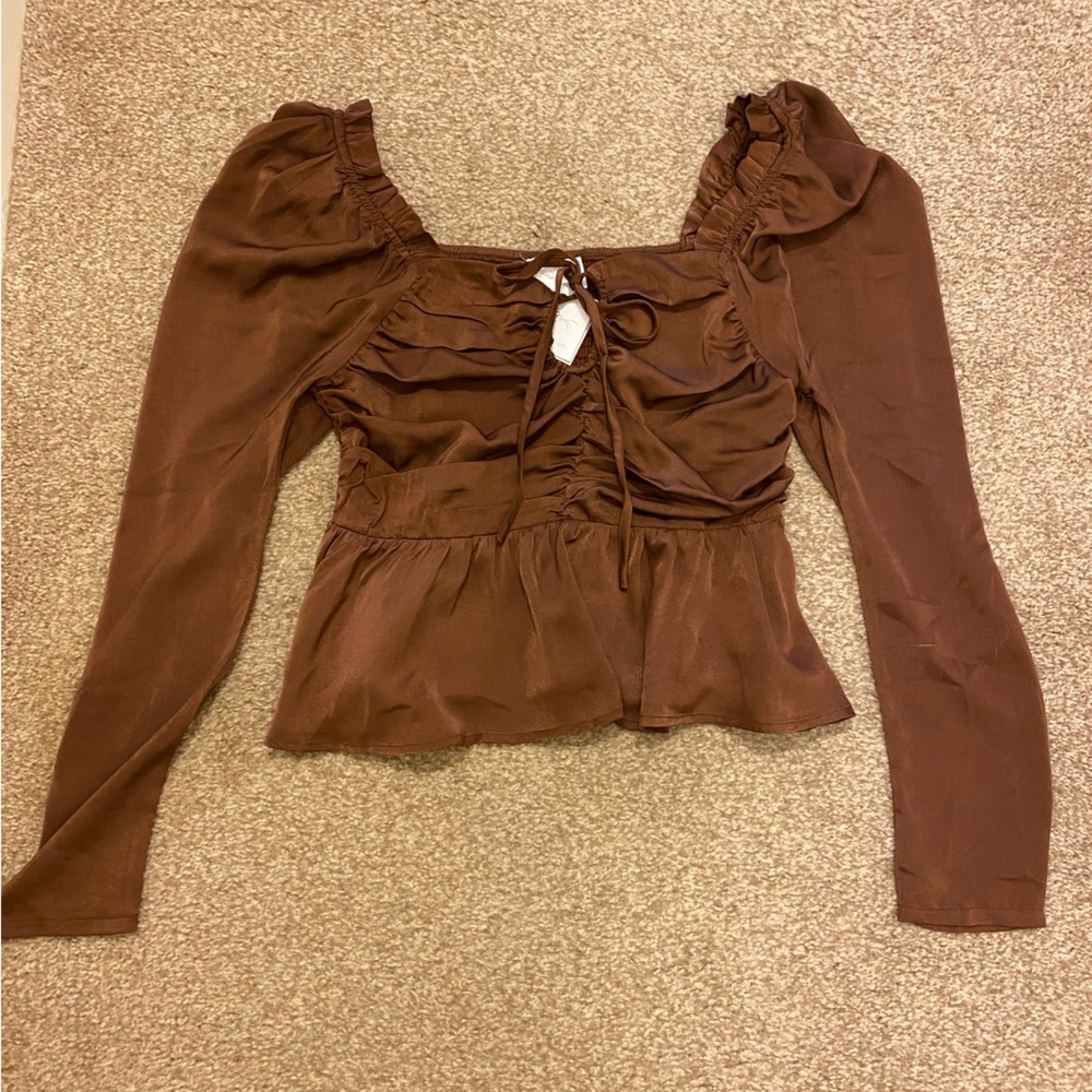 SATIN RUCHED LONG SLEEVE TOP